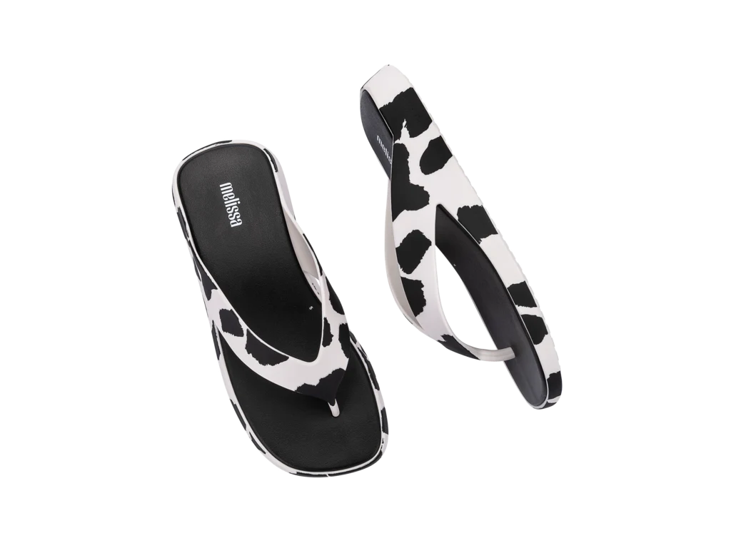 Melissa Brave Flip Flop - White Black - Image 4