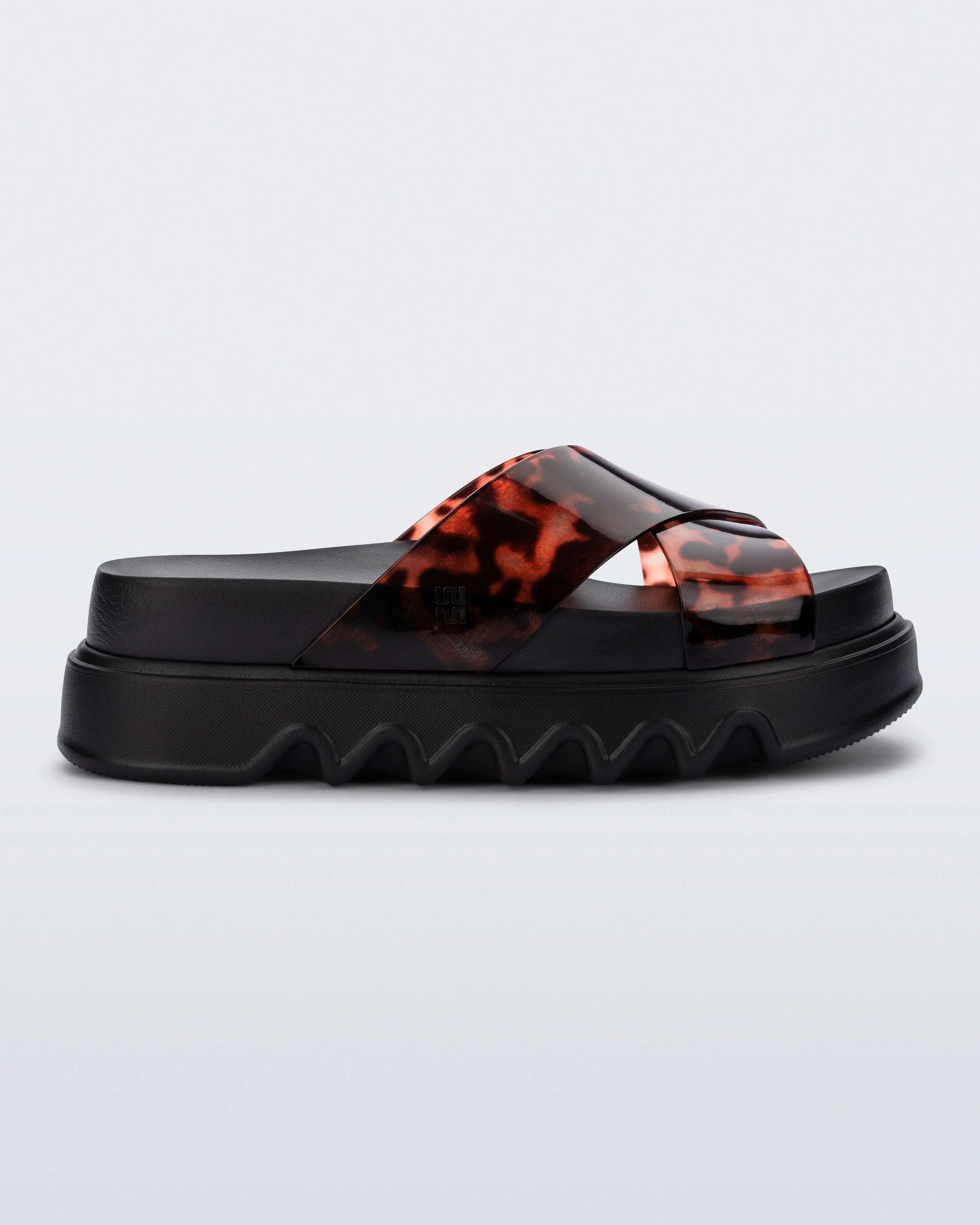 MELISSA COZY CROSS PLATFORM AD BLACK TORTOISE