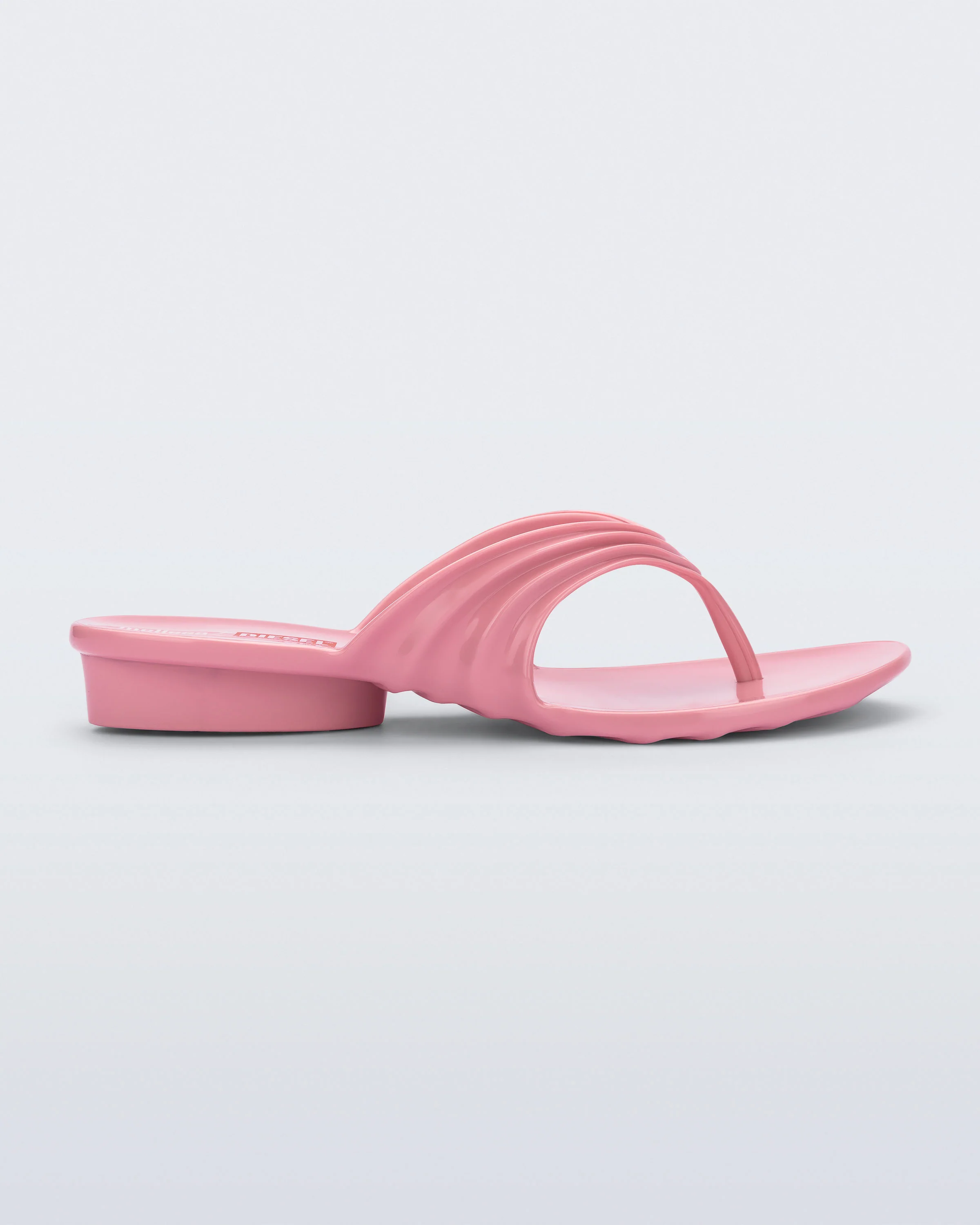 Melissa Quantum Thong + Diesel - Image 10