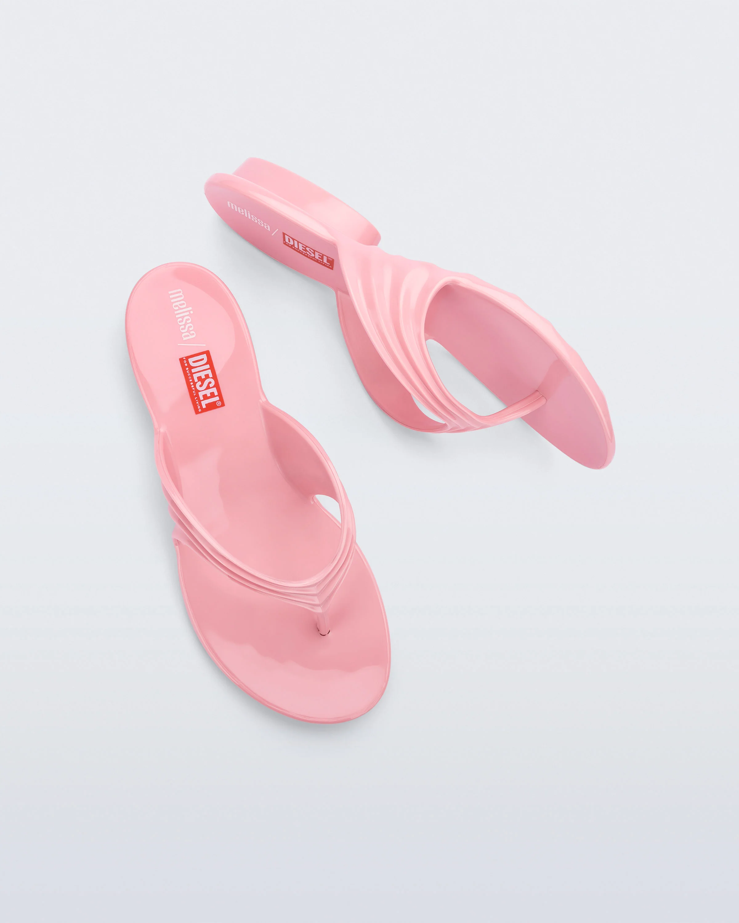 Melissa Quantum Thong + Diesel - Image 12