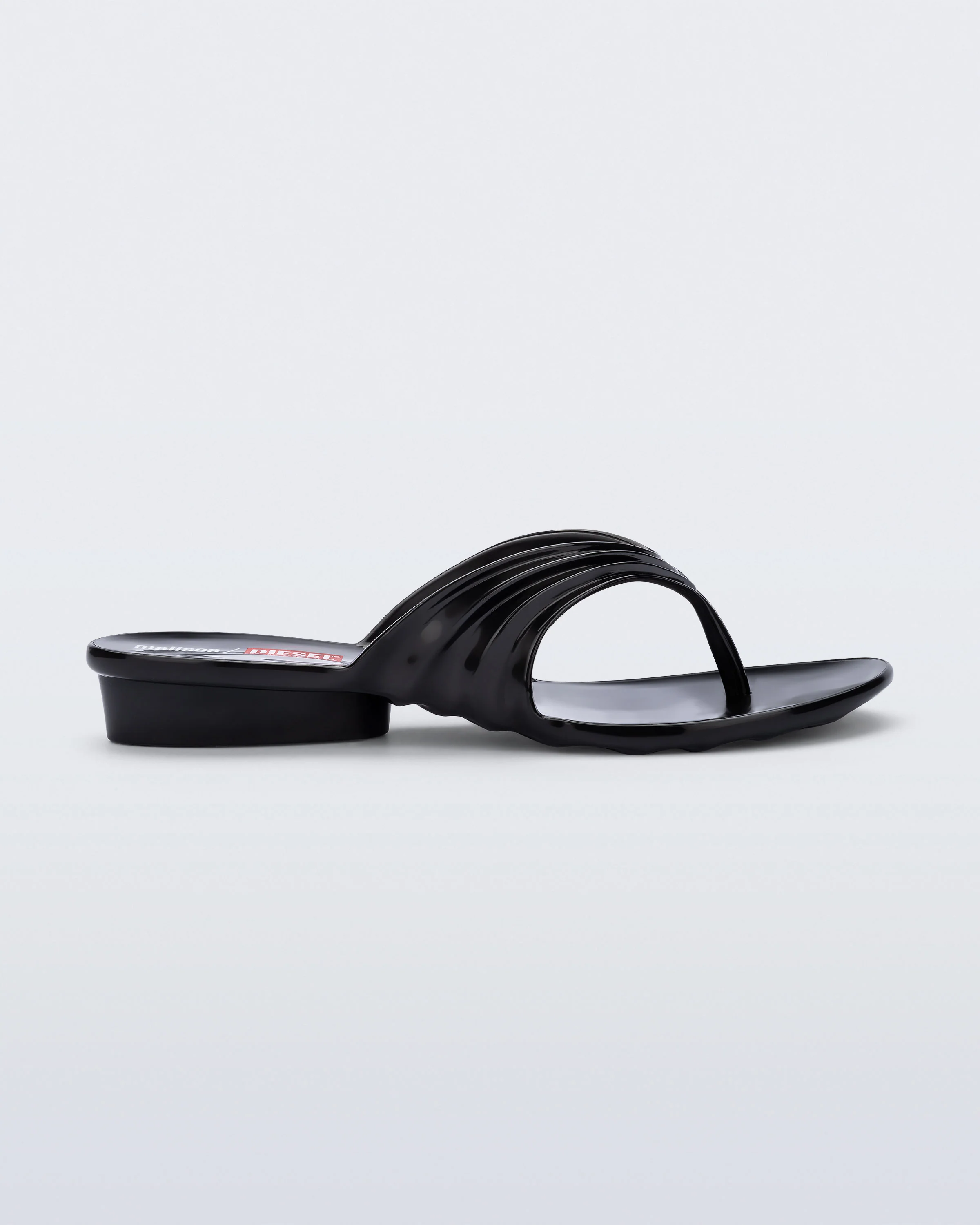 Melissa Quantum Thong + Diesel - Image 5