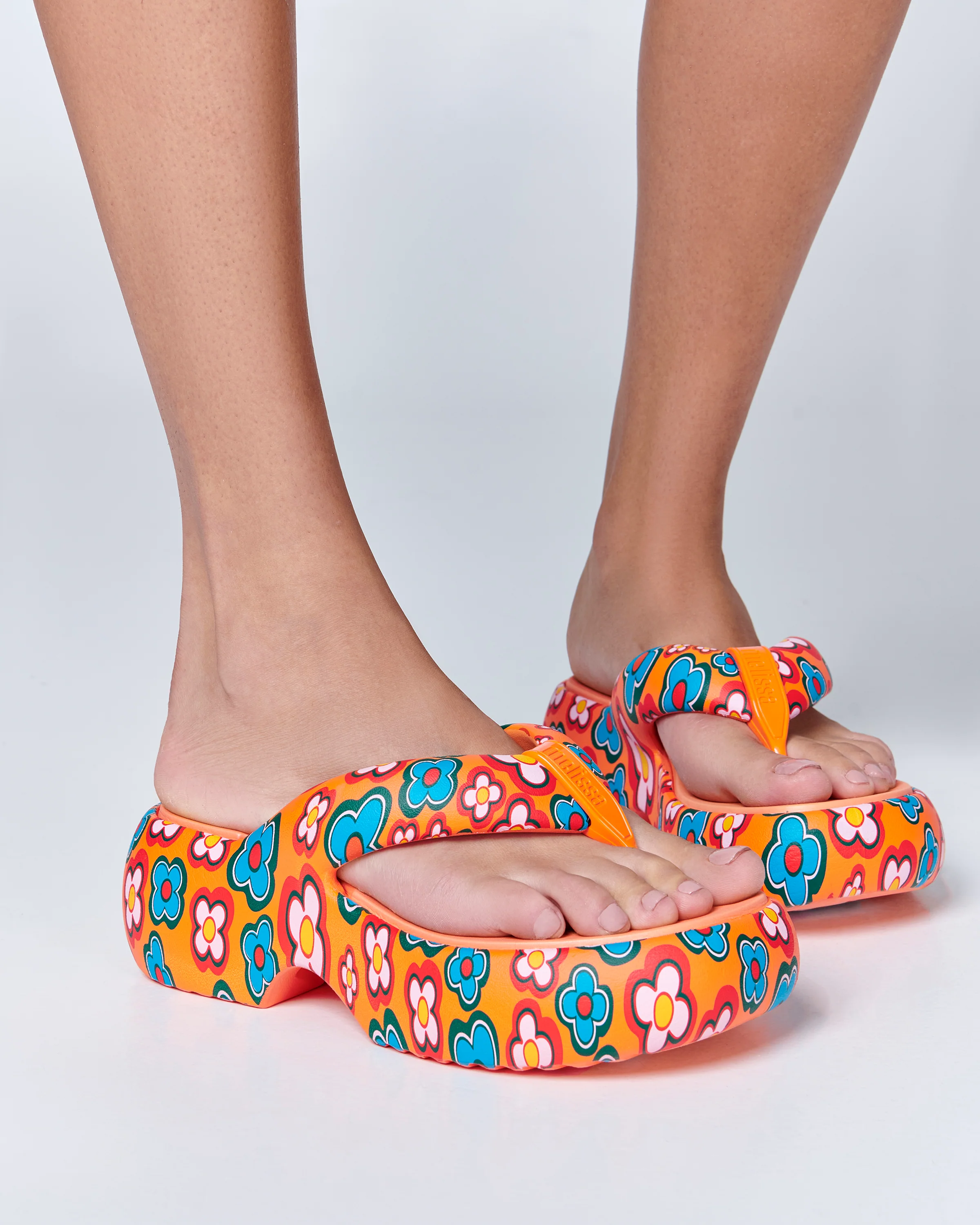 Melissa Free Fuzzy Printed Platform - Image 15