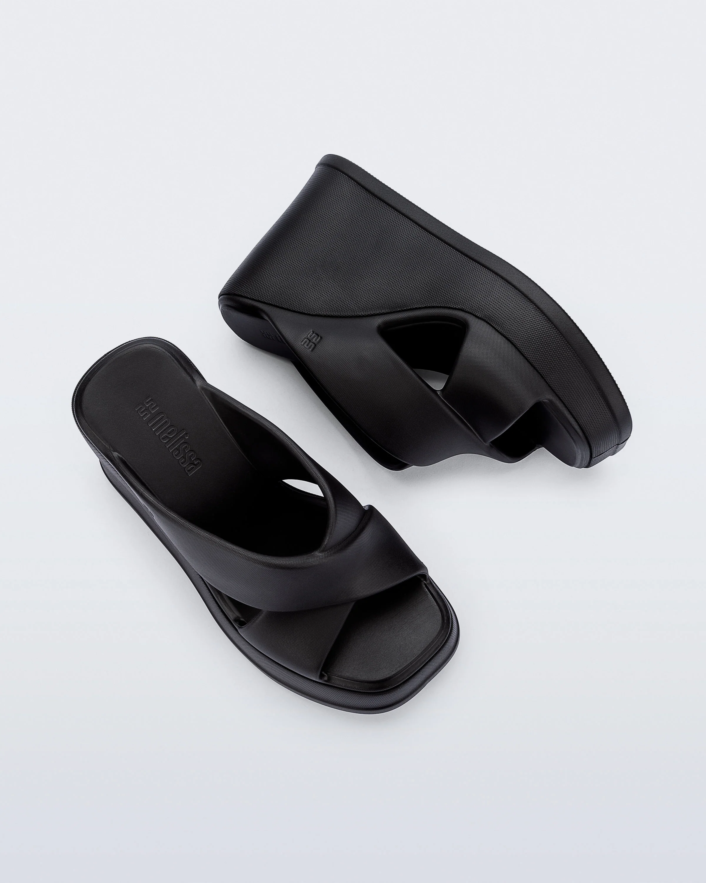 MELISSA FREE VIBE BLACK - Image 4