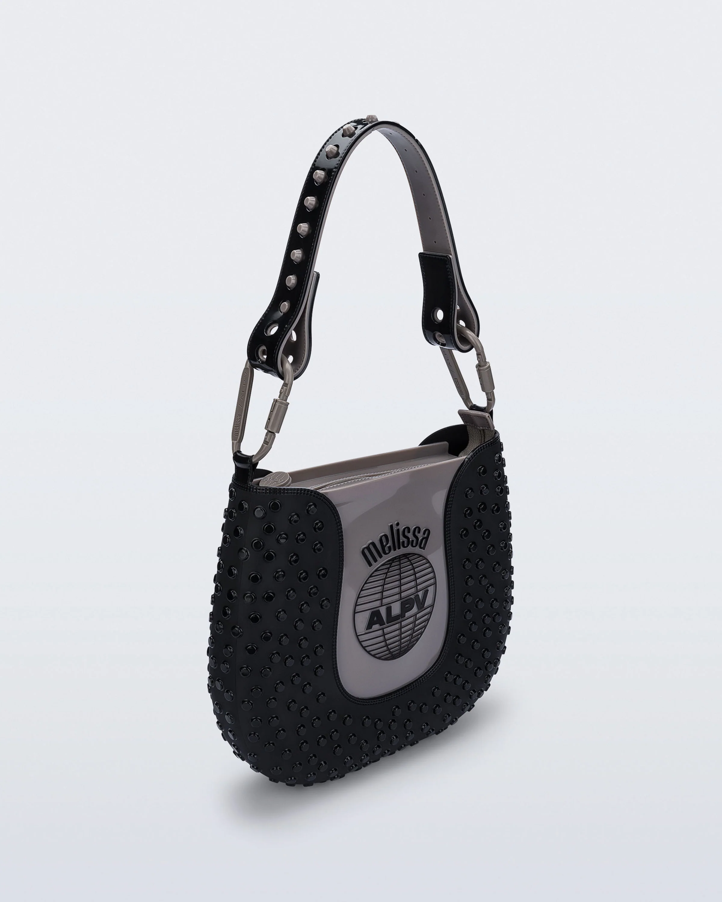 MELISSA NINA BAG + ALEXANDRE PAVAO - Image 18